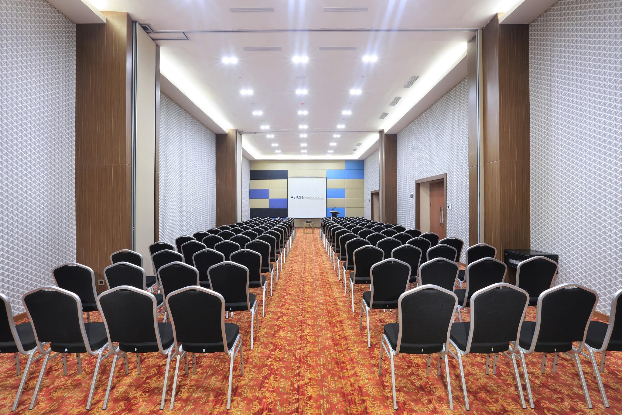 Aston Kartika Grogol Hotel & Conference Center Jakarta Ngoại thất bức ảnh