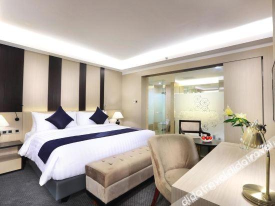 Aston Kartika Grogol Hotel & Conference Center Jakarta Ngoại thất bức ảnh