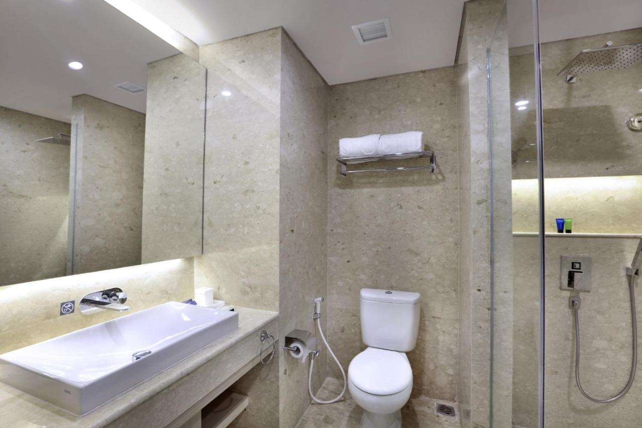 Aston Kartika Grogol Hotel & Conference Center Jakarta Ngoại thất bức ảnh