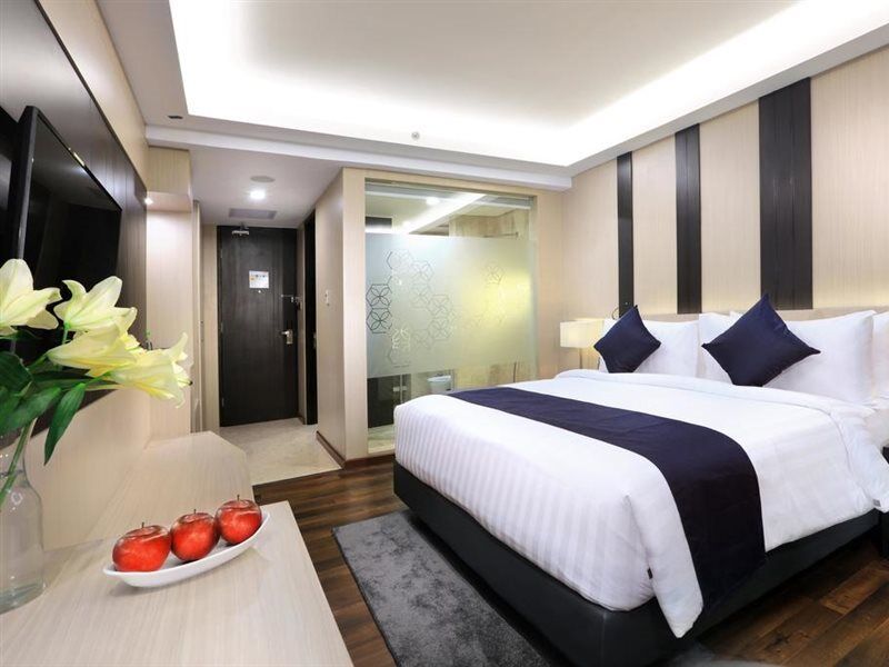 Aston Kartika Grogol Hotel & Conference Center Jakarta Ngoại thất bức ảnh
